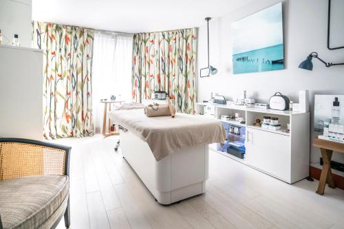 สปา, แคสเซิลบราค โฮเต็ล (Castelbrac Hotel) in ดีนาร์