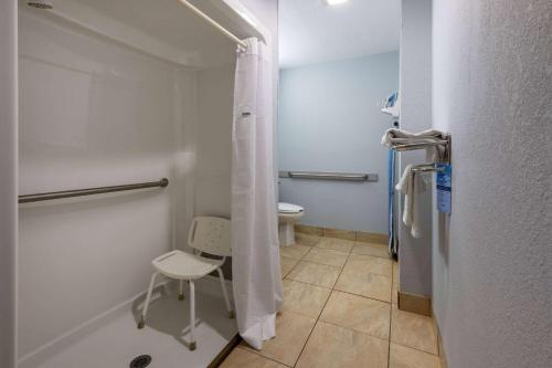 Microtel Inn by Wyndham Spartanburg Duncan in Duncan, USA