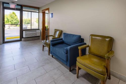 Days Inn by Wyndham Winchester in Winchester, USA