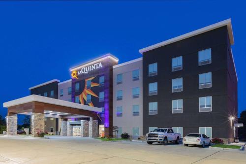 La Quinta Inn & Suites by Wyndham Jackson-Cape Girardeau