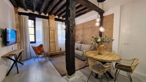 One-Bedroom Apartment image 6