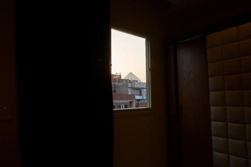Grand Pyramid View Hotel - image 12