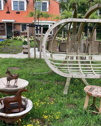 Bed & Breakfast Hoeve Happiness