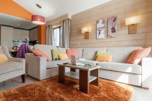 2 bedrooms, 4 beds