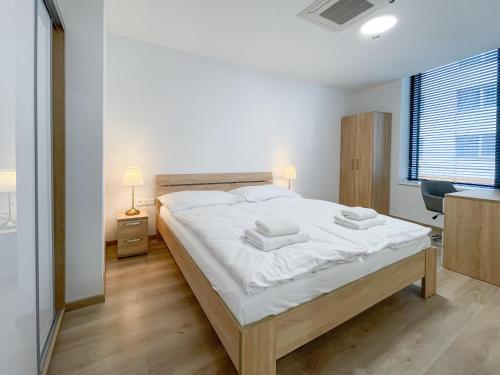 483979505 Metropolitan Star Apart Hotel