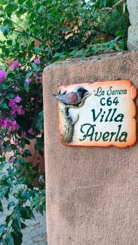 Villa Averla-con giardino tra graniti e mare
