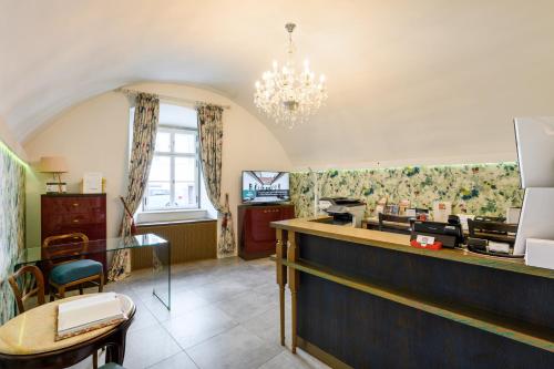 Maison Bistro & Hotel - image 7