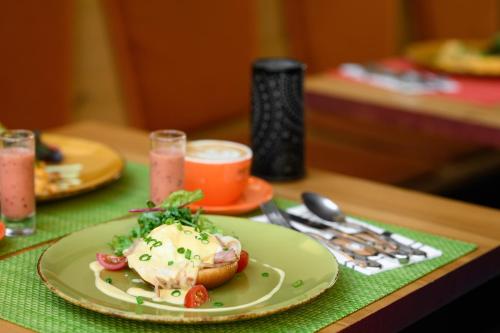 Maison Bistro & Hotel - image 11