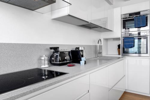 Clock´s 2 bedrooms & 2 bathrooms & big terrace in Lido di Venezia