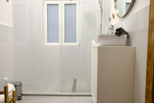 Standard Apartment by Hi5- Tolnai Lajos Apartment, Budapest (photo 7)