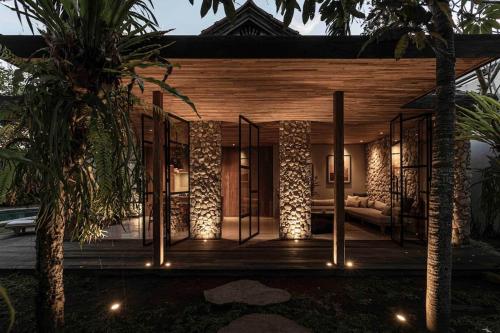 OLA HOUSE Private 2 BR with Salt Pool in Uluwatu