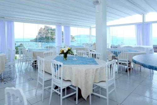 Hotel La Ninfea - image 12