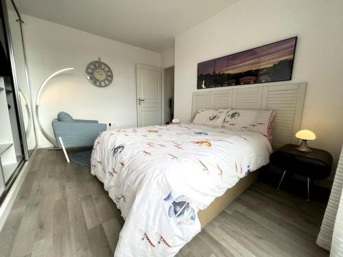 Magnifique chambre Avec terrasse (option clim ) - Location saisonnière - Bagneux