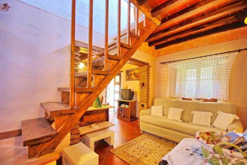 Casa Margherita 1 by PosarelliVillas in Bagnolo