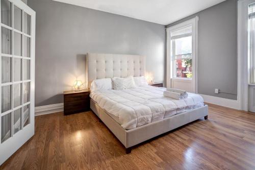 Get Spoiled in this Urban 1BR 15min to NYC