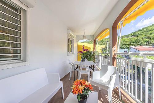 Μπαλκόνι/βεράντα, Villa paradisiaque à Pointe-Noire avec piscine privée (Villa paradisiaque a Pointe-Noire avec piscine privee) in Πουάντ-Νουάρ