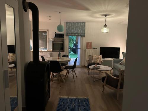 Létesítmények, Kisvirág Vendégház (Kisvirag Vendeghaz) in Balatonvilágos