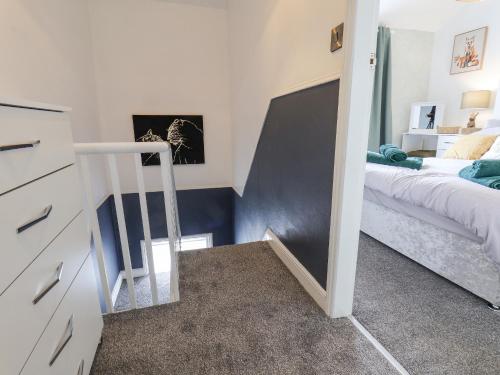 3 Auborough Street - image 3
