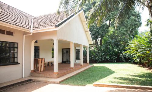 JINJA HOUSE