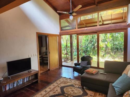 Magnífica costeira em Ilhabela (Magnifica costeira em Ilhabela) in หาดอิตาเปเซริกา