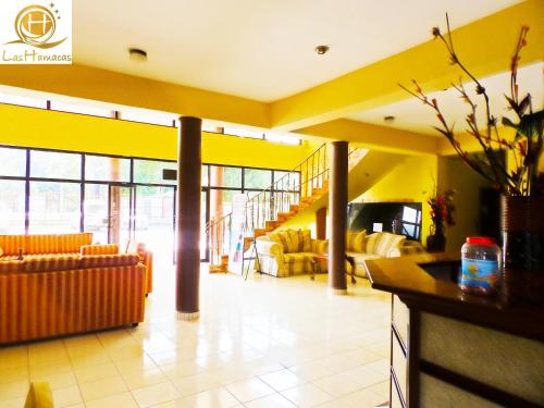 ロビー, Hotel Las Hamacas in ラセイバ