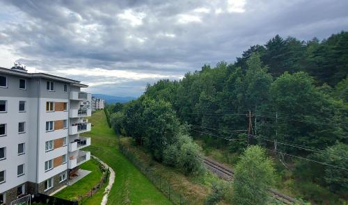 周邊環境, Allewidok 2 in 耶萊尼亞古拉市中心