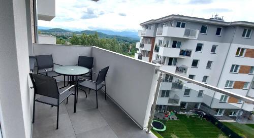 周邊環境, Allewidok 2 in 耶萊尼亞古拉市中心