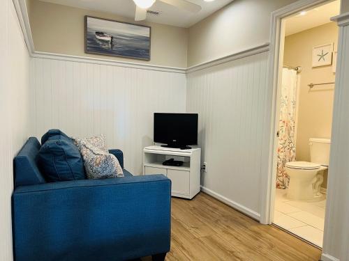 Avalon East-Duplex - image 36