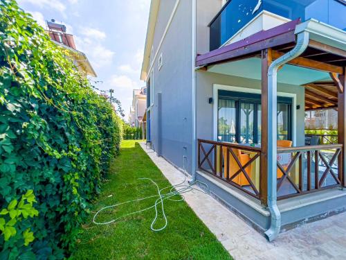 Paradise Town Villa Colm - image 8