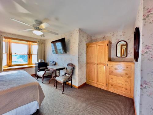 Rose Farm Inn - image 11