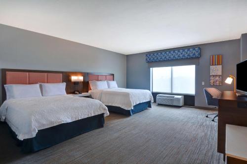 2 double beds