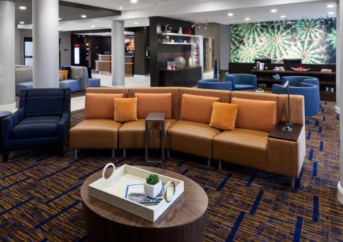 Courtyard by Marriott Houston North/Shenandoah in The Woodlands, USA