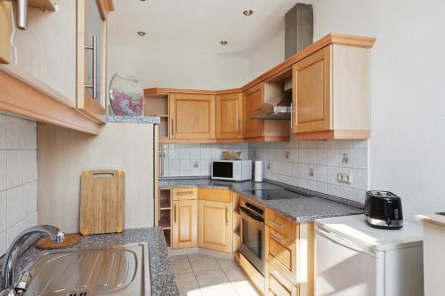 Konyha, Schönes Ferien-Appartement für bis zu 7 Personen (Schones Ferien-Appartement fur bis zu 7 Personen) in Halberstadt