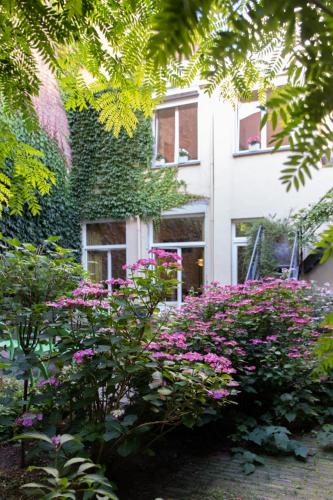 Pauline Loveling apartment with quiet garden and 2 bathrooms, Amberes (foto 6)