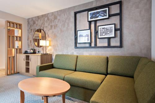 Hilton Garden Inn Abingdon Oxford - main image