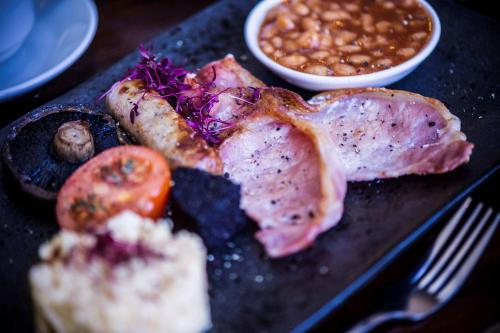 DoubleTree by Hilton Cheltenham - image 9