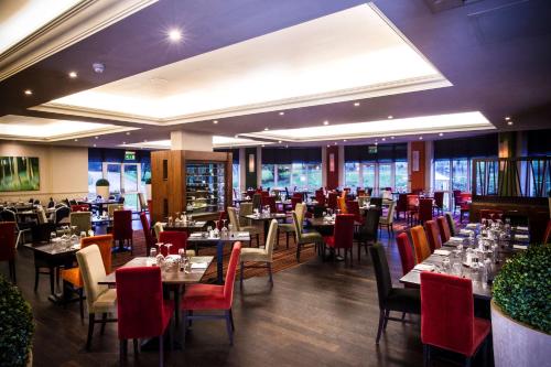 DoubleTree by Hilton Cheltenham - image 3
