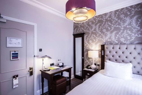 DoubleTree by Hilton Cheltenham Room Type - Cozy Double Guest Room