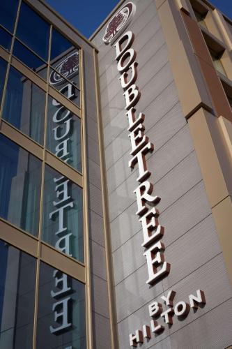 DoubleTree By Hilton Hull - main image