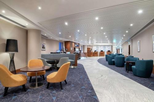 Hilton Garden Inn London Heathrow Terminal 2 and 3 photo 4