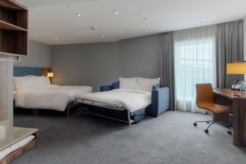 Hilton Garden Inn London Heathrow Terminal 2 and 3 - image 13