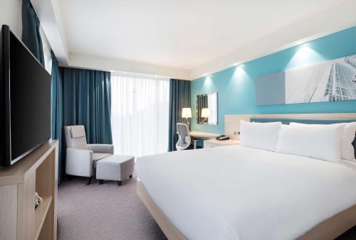 Hampton By Hilton London Docklands - image 5