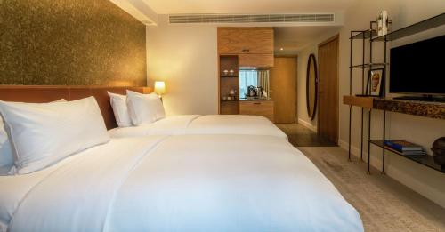Lincoln Plaza London Curio Collection By Hilton - image 12