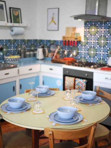 Revival Retreat, with parking Revival Retreat, with parking