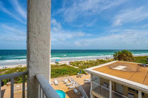 Emerald on the Water - Formerly Belleair Beach Club