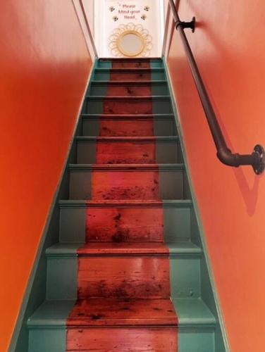 Revival Retreat, with parking Revival Retreat, with parking