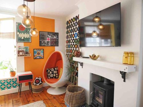 Revival Retreat, with parking Revival Retreat, with parking