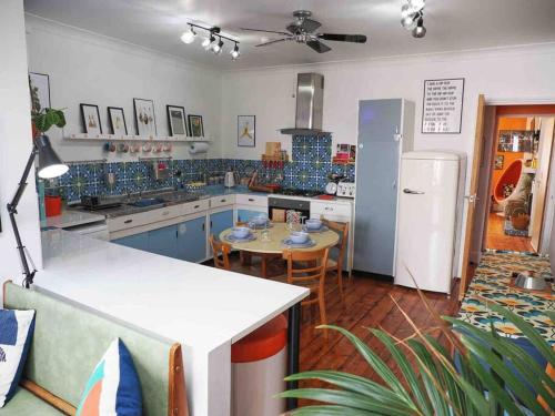 Revival Retreat, with parking Revival Retreat, with parking