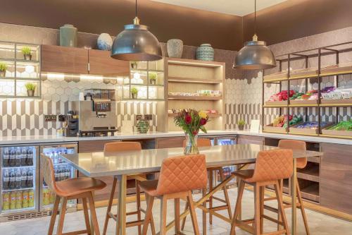 Hilton London Angel Islington - image 6