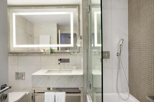 Hilton London Angel Islington - main image